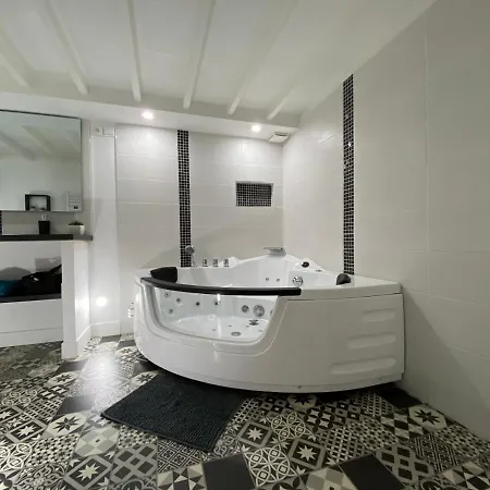 Lh Evasion Loft Pour 2 Avec Balneo דירה